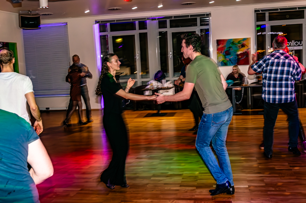 20251206Huckepackparty unbenannte Fotosession 09959